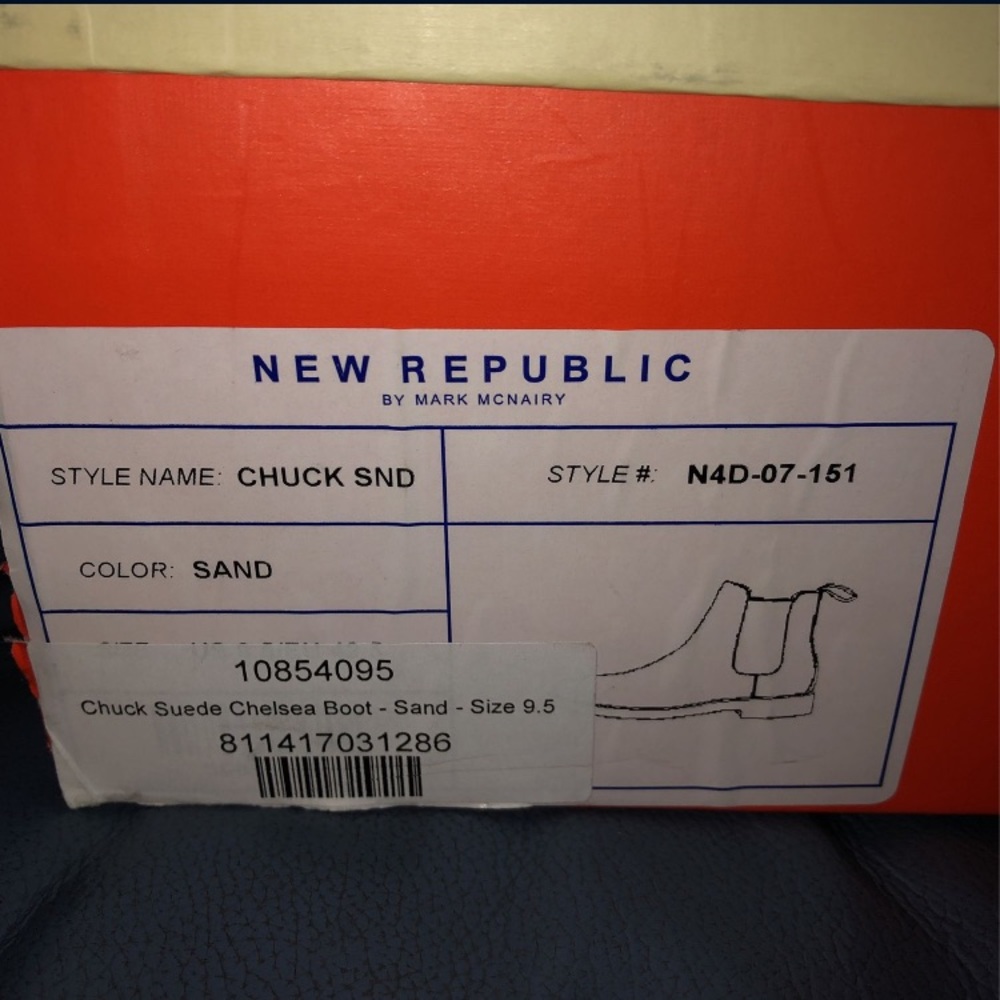 NEW REPUBLIC Suede Chelsea boots - Picture 2 of 7